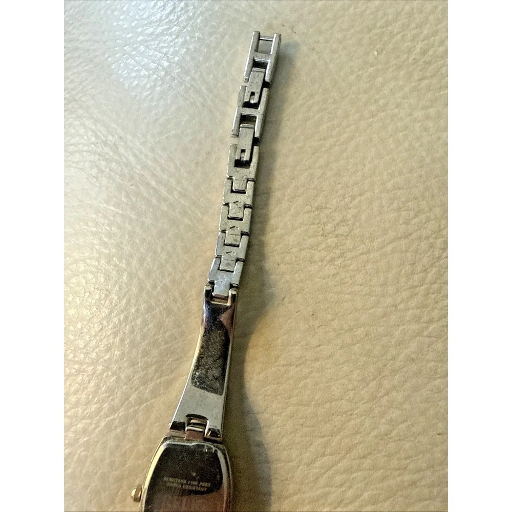 Relic Women's Silver Toned Band Analog Watch